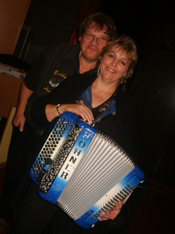 accordeon, erika, musique, segniors,