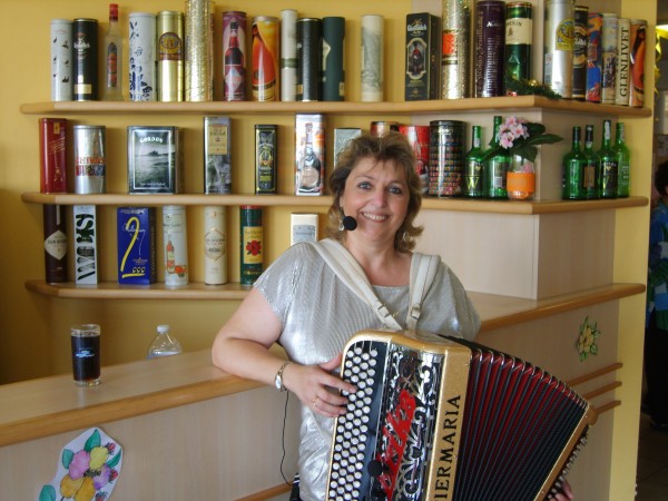 accordeon, erika, musique, segniors,