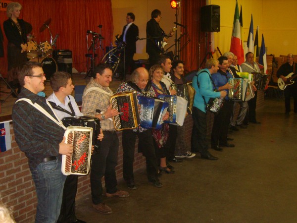 silenrieux20111105accordeon1erika19festival.jpg