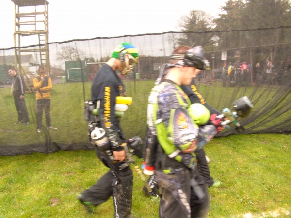 paintball,billes,porte,ouverte