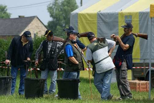 tir1aux22clays20080609sptja